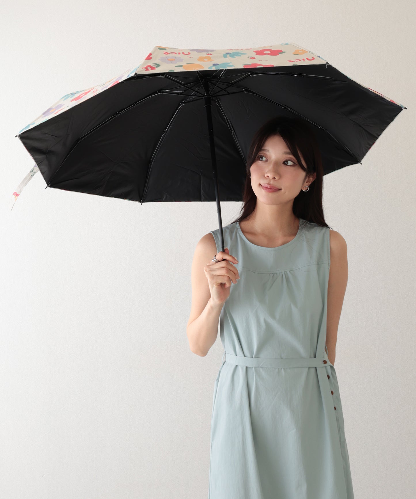 晴雨兼用 レトロ フラワー 遮光 折りたたみ傘