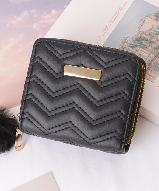 ファー チャーム付き ジグザグ ステッチ コンパクト ウォレット