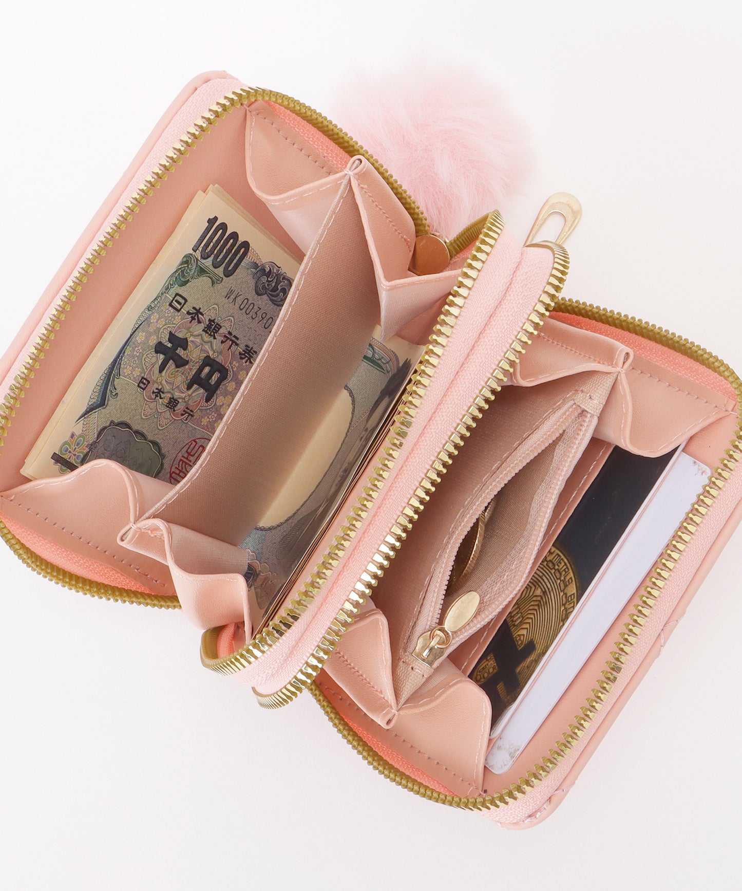 ファー チャーム付き ジグザグ ステッチ コンパクト ウォレット