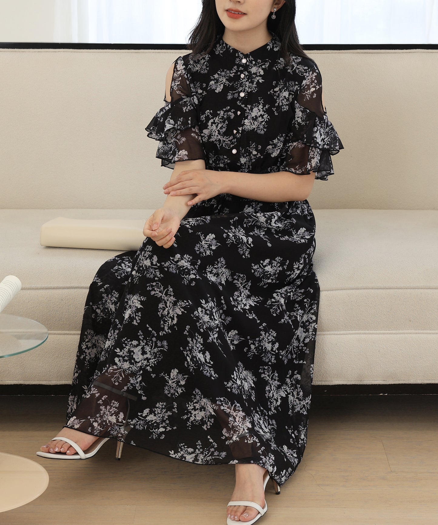 花柄 袖コンシャス フリル スタンドカラー ワンピース